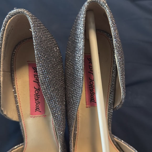 Women Silver heels - Picture 2 of 5